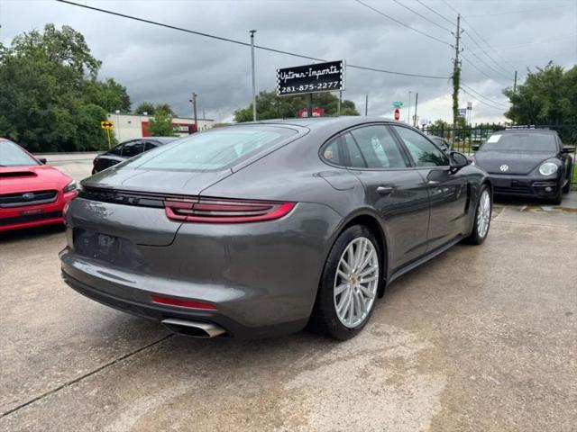 2018 Porsche Panamera 4