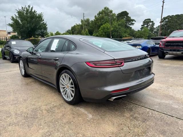 2018 Porsche Panamera 4