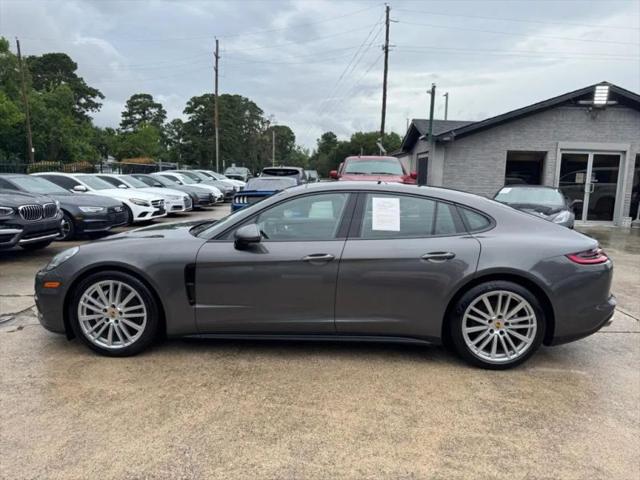 2018 Porsche Panamera 4