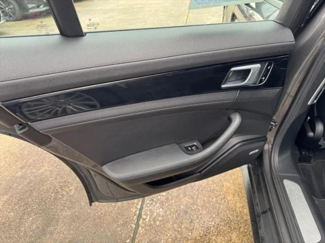 2018 Porsche Panamera 4