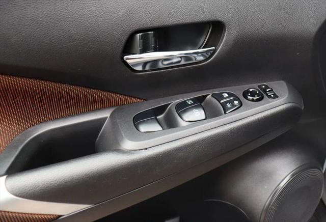 2023 Nissan Kicks SR Xtronic CVT