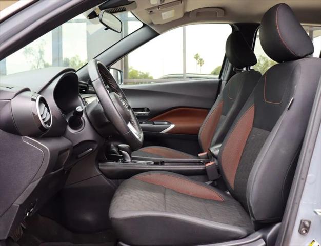 2023 Nissan Kicks SR Xtronic CVT