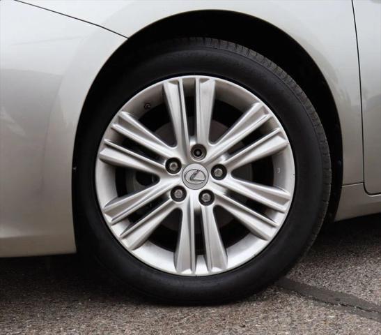2015 Lexus ES 350 Crafted Line