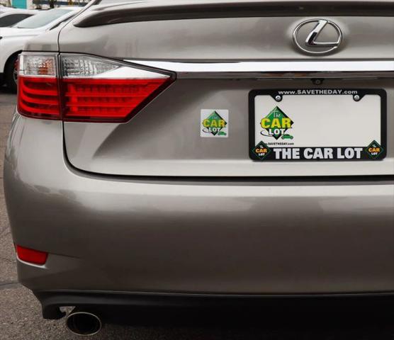 2015 Lexus ES 350 Crafted Line
