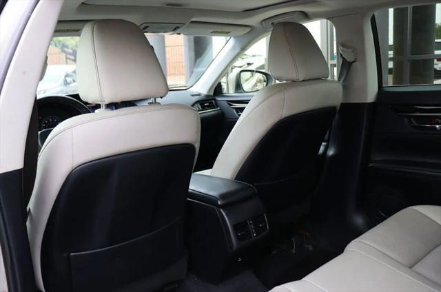 2015 Lexus ES 350 Crafted Line