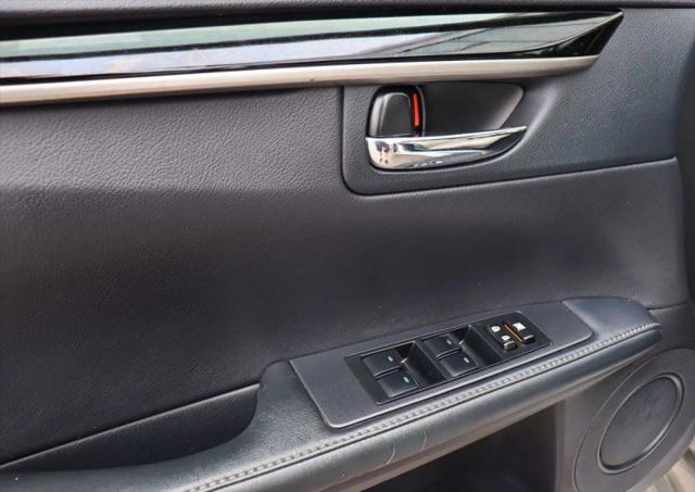 2015 Lexus ES 350 Crafted Line