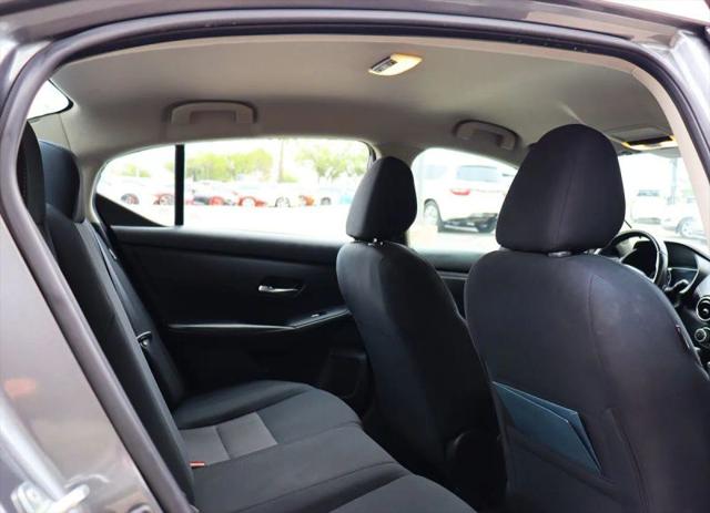 2023 Nissan Sentra SV Xtronic CVT