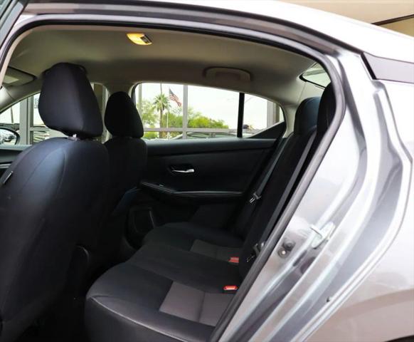 2023 Nissan Sentra SV Xtronic CVT