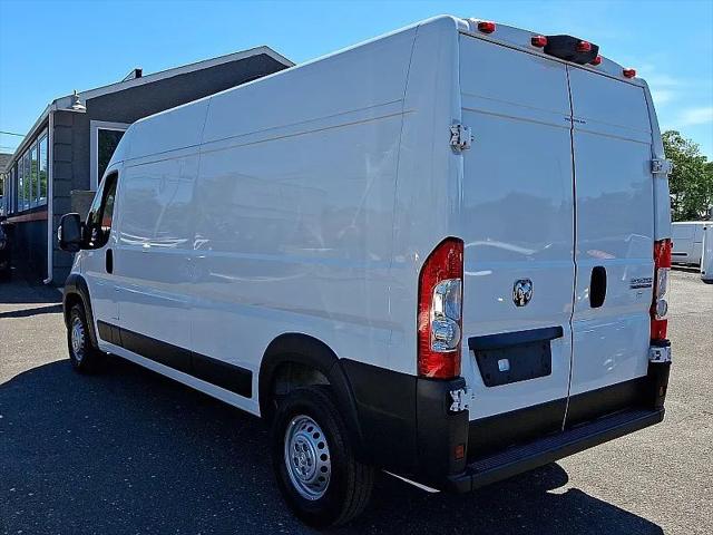 2025 Ram ProMaster 2500 Cargo Van Tradesman High Roof 159" WB w/Pass Seat