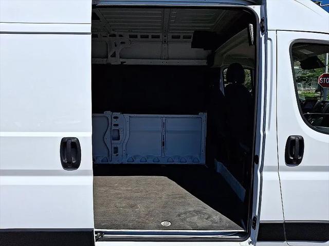 2025 Ram ProMaster 2500 Cargo Van Tradesman High Roof 159" WB w/Pass Seat