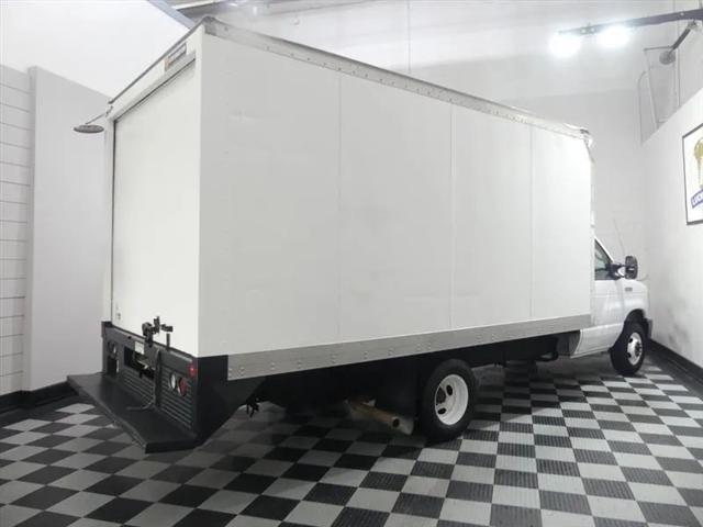 2019 Ford E-350 Cutaway Base