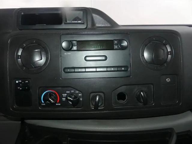 2019 Ford E-350 Cutaway Base