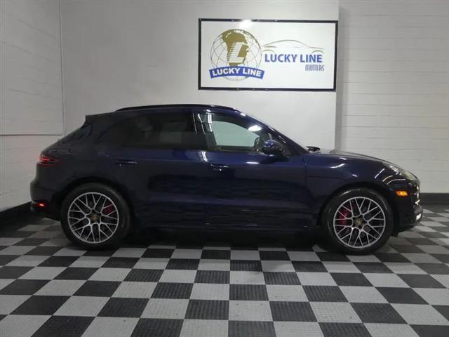 2017 Porsche Macan Turbo