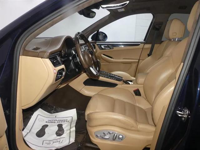 2017 Porsche Macan Turbo