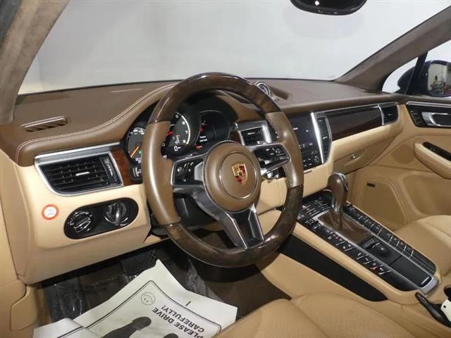 2017 Porsche Macan Turbo