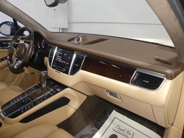 2017 Porsche Macan Turbo