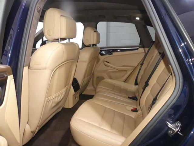 2017 Porsche Macan Turbo