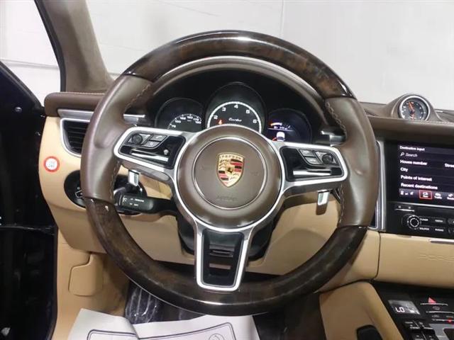 2017 Porsche Macan Turbo