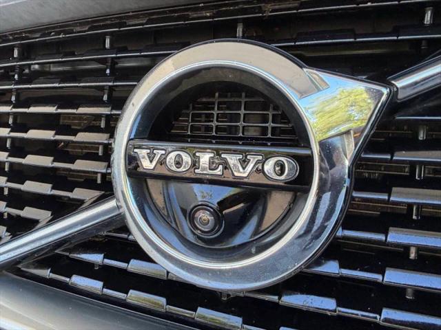 2019 Volvo XC90 T6 R-Design
