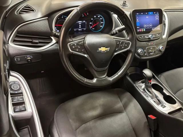 2022 Chevrolet Malibu FWD RS