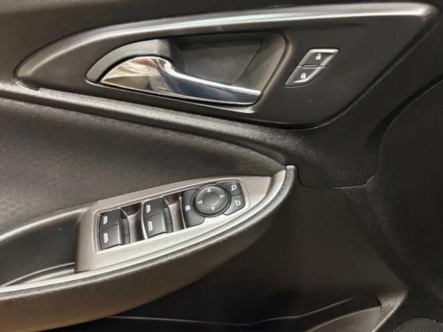 2022 Chevrolet Malibu FWD RS