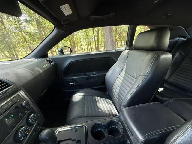 2012 Dodge Challenger SXT