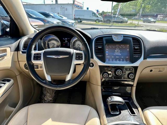 2014 Chrysler 300 300