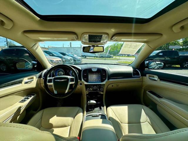2014 Chrysler 300 300