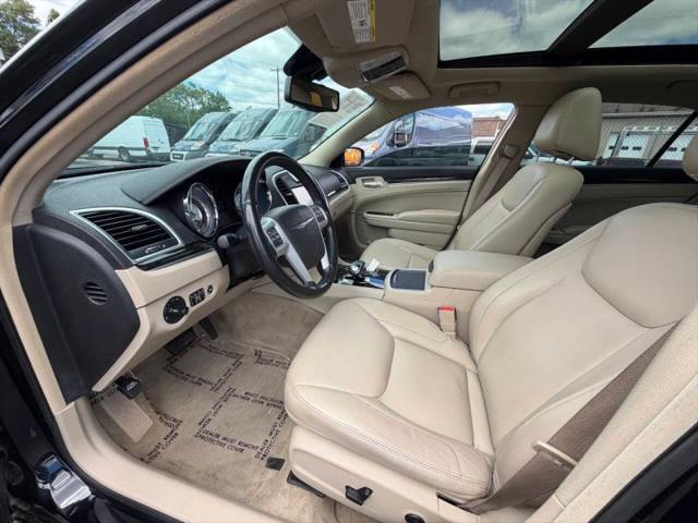 2014 Chrysler 300 300