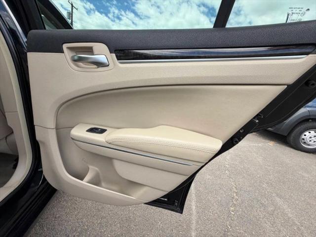 2014 Chrysler 300 300