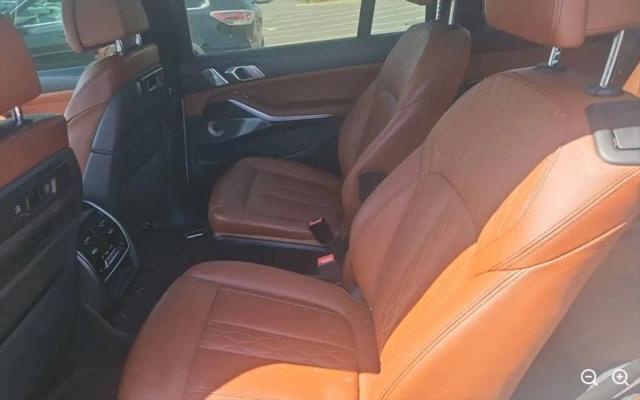 2022 BMW X7 M50i