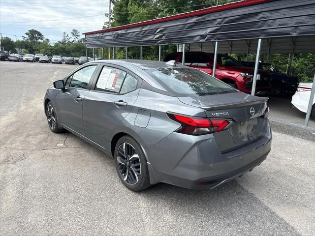 2025 Nissan Versa 1.6 SR