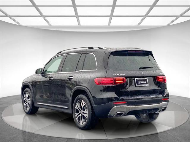 2025 Mercedes-Benz GLB 4MATIC