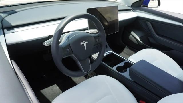 2022 Tesla Model 3 Long Range Dual Motor All-Wheel Drive