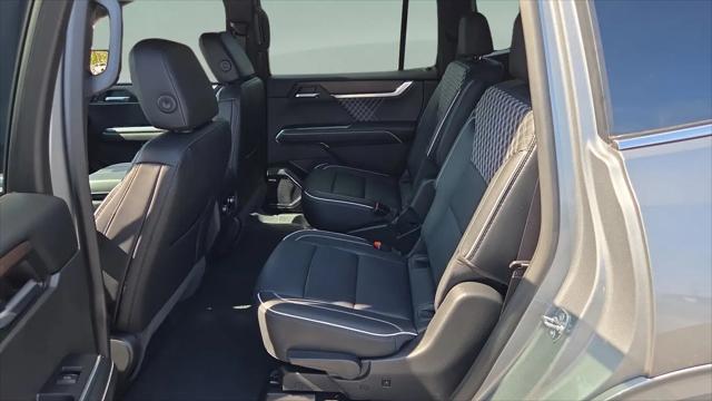 2024 GMC Acadia FWD Denali