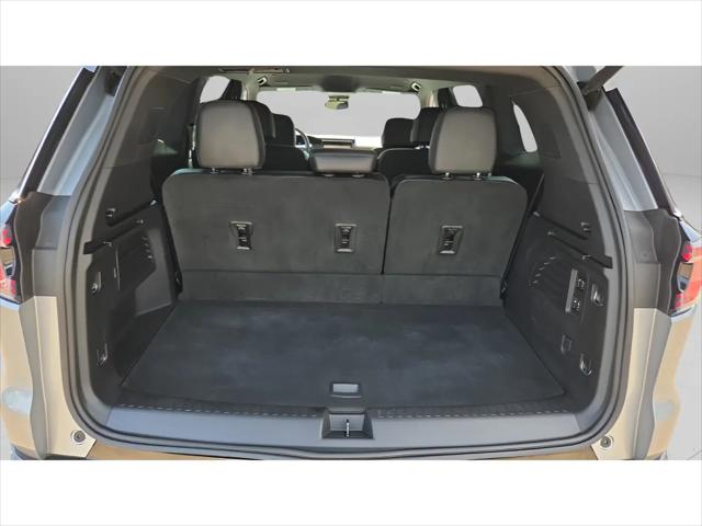 2024 GMC Acadia FWD Denali