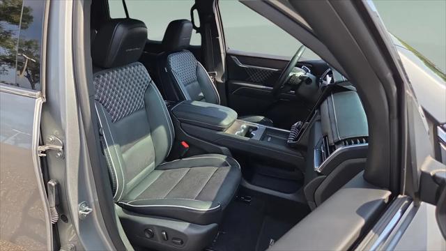 2024 GMC Acadia FWD Denali