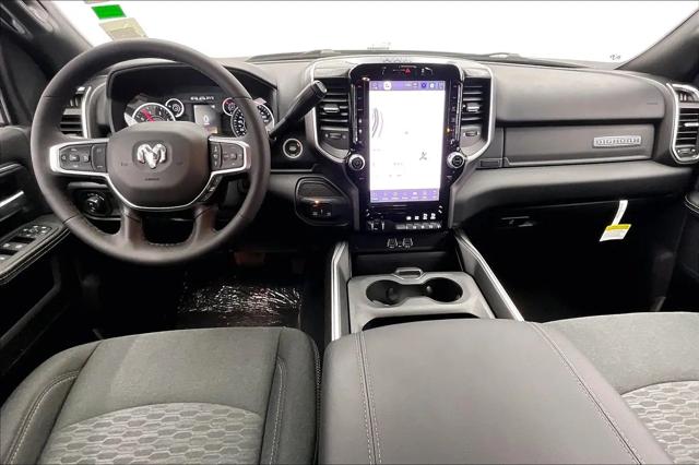 2026 Ram 3500 Big Horn Crew Cab 4x4 8 Box