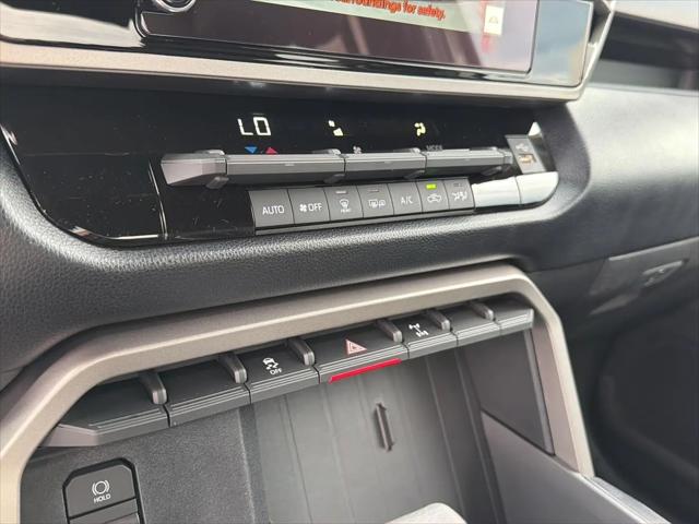 2026 Toyota Tundra SR5 CrewMax 5.5' Bed