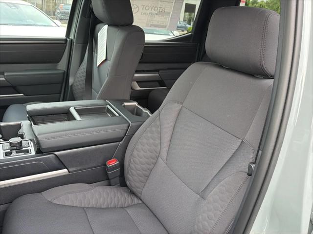 2026 Toyota Tundra SR5 CrewMax 5.5' Bed