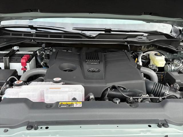 2026 Toyota Tundra SR5 CrewMax 5.5' Bed