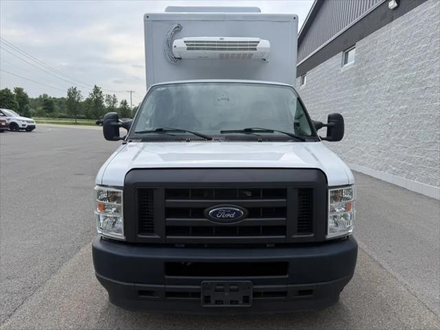 2023 Ford E-350 Cutaway Base