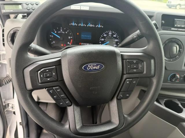 2023 Ford E-350 Cutaway Base