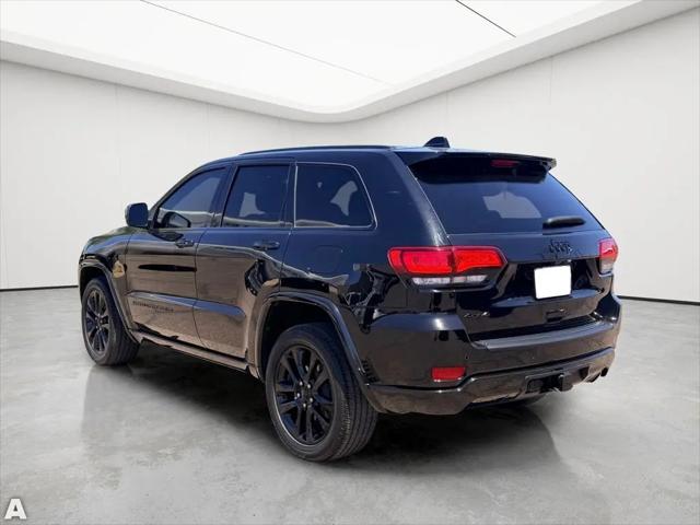 2022 Jeep Grand Cherokee Laredo X 4x4