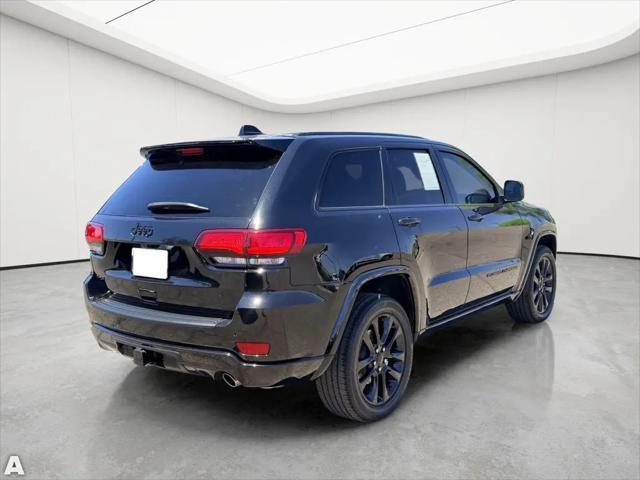 2022 Jeep Grand Cherokee Laredo X 4x4