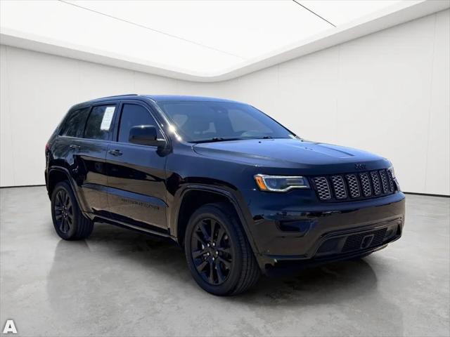 2022 Jeep Grand Cherokee Laredo X 4x4