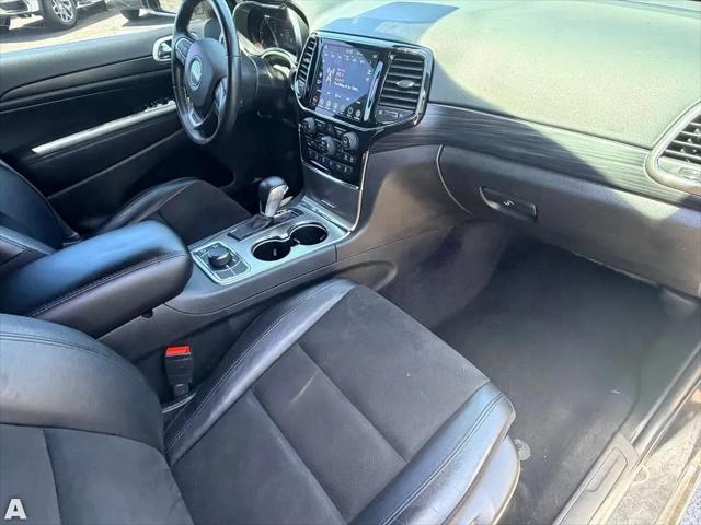 2022 Jeep Grand Cherokee Laredo X 4x4