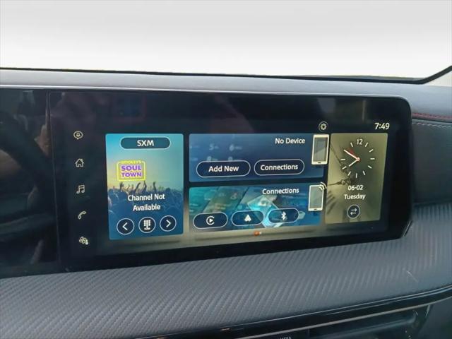 2025 Nissan Kicks SR FWD