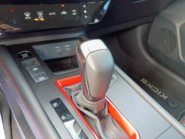 2025 Nissan Kicks SR FWD
