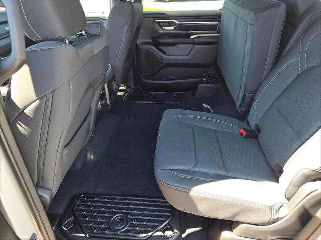 2026 Ram 1500 Big Horn Crew Cab 4x4 64 Box